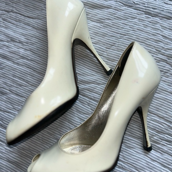 Designer Shoes - Picture 11 of 12